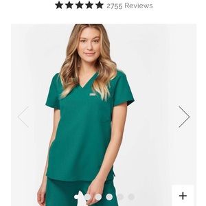 Figs Set In Hunter Green